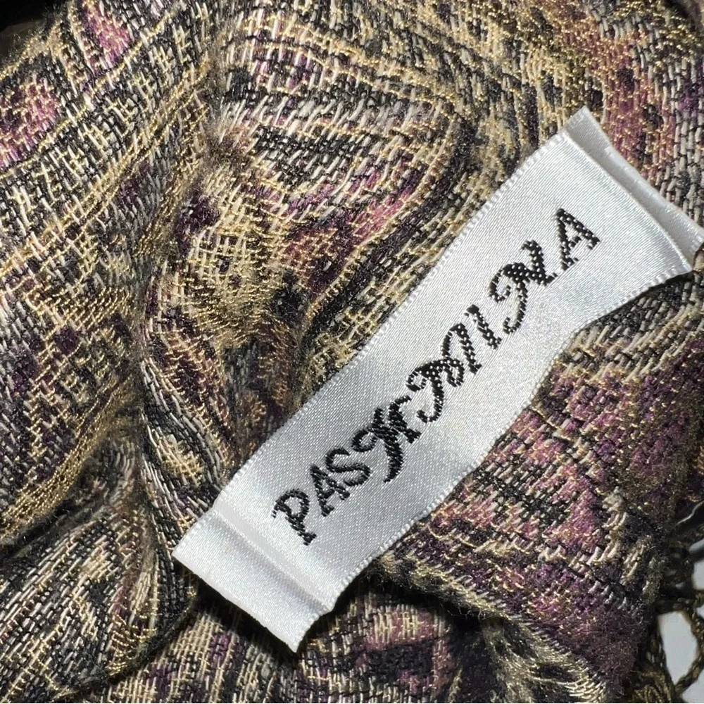 Pashmina Scarf Wrap Shawl Purple and Cream Fringed 72”x27”